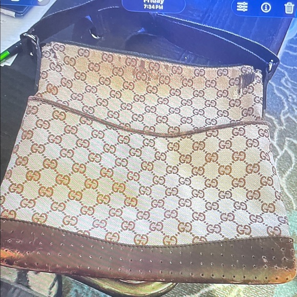 Project purse !!Gucci Beige GG Monogram Crossbody with Brown Leather Trim - Picture 1 of 4